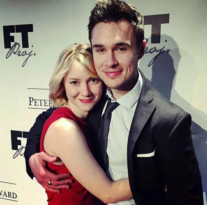 Valorie Curry husband, Sam Underwood