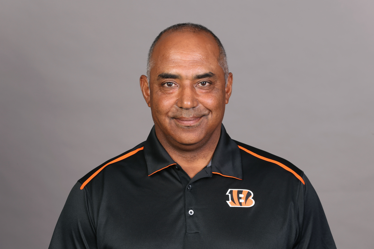 NFL Comeback: Marvin Lewis Teams Up with Antonio Pierce to Revamp Raiders' Strategy