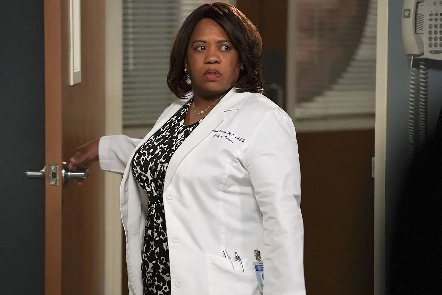 Chandra Wilson’s Wiki: Age, Bio, Career, Husband, Kids, Net Worth