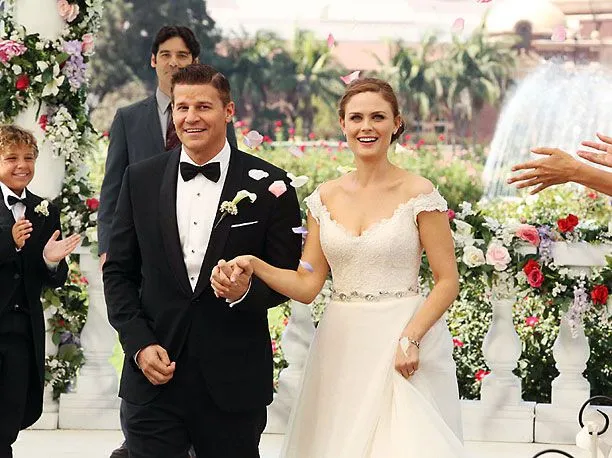 David Boreanaz wife