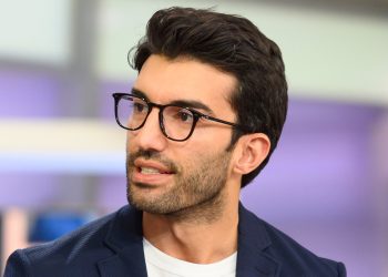 Why Justin Baldoni's 'It Ends With Us' Drama Mirrors Johnny Depp and Amber Heard's Feud: What You Need to Know