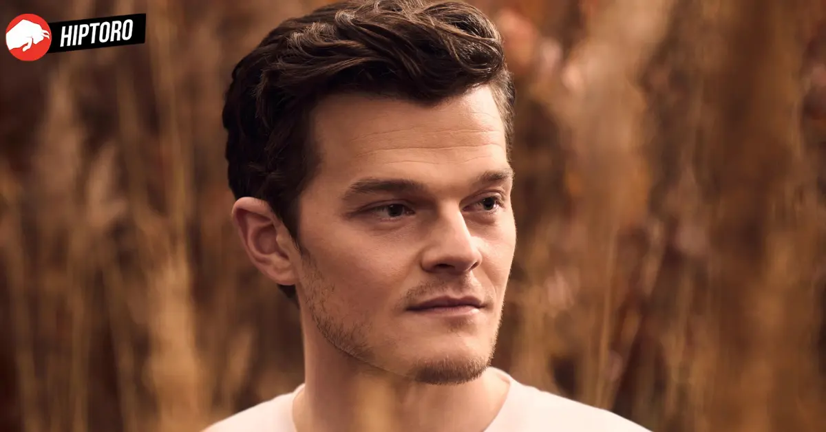 Robert Aramayo – Biography, Age, TV Shows, News, Net Worth, Photos